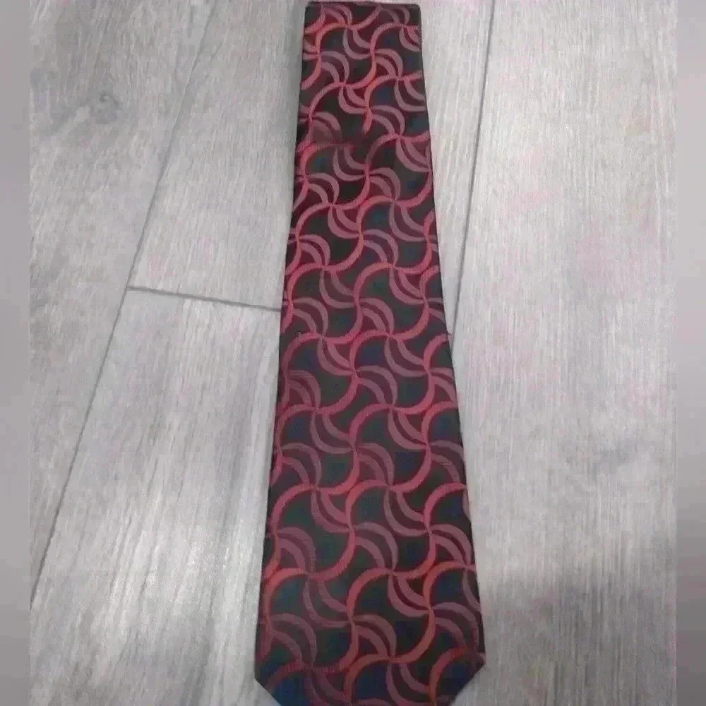 Pierre Cardin 100% silk tie
